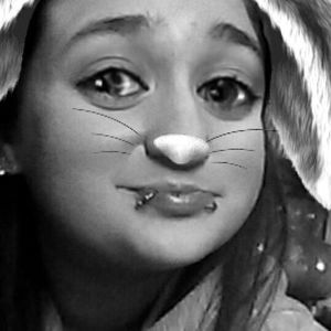 Meet your Posher, Nicole