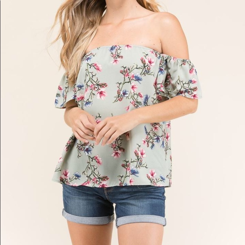 Off the shoulder floral crepe top NWT - Picture 1 of 1