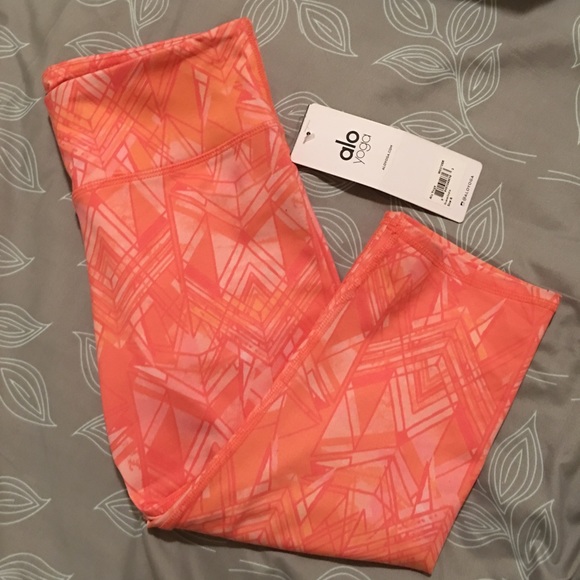 ALO leggings - Picture 1 of 3