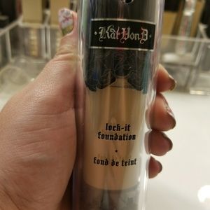 Kat Von D Lock It Foundation Medium 54