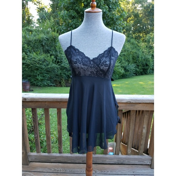 Victoria's Secret Other - VICTORIA'S SECRET NIGHTIE