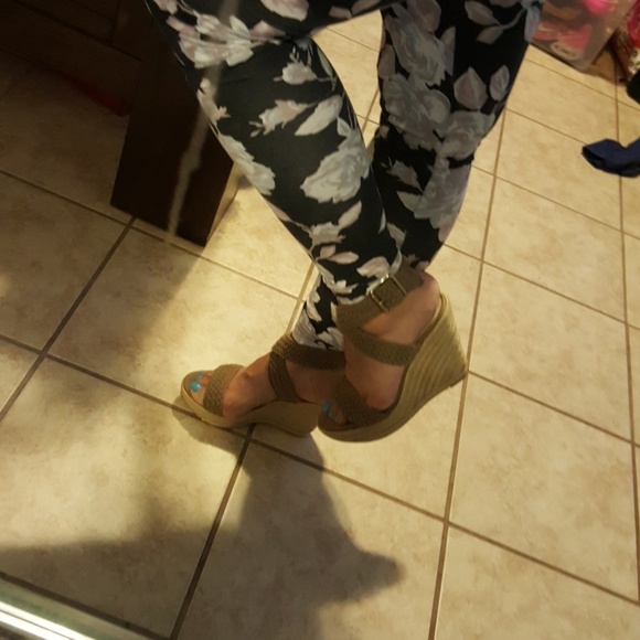 Steve Madden - Wedges - Picture 2 of 5