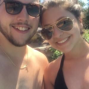 Meet your Posher, Dustin