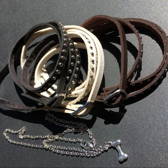 Goofy dog 🐶  enamel clip Pit bull - Picture 8 of 8