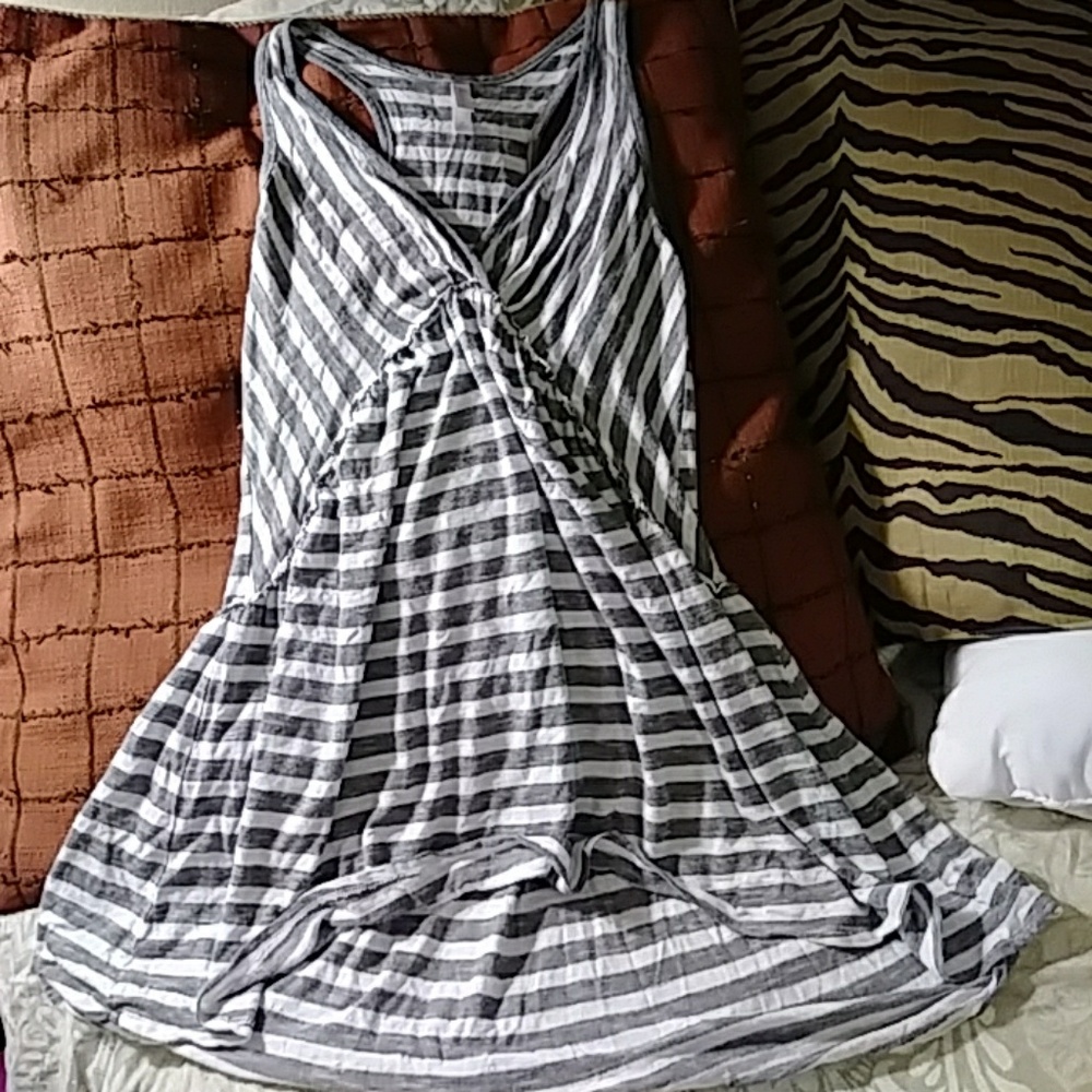 Cute top / swim cover