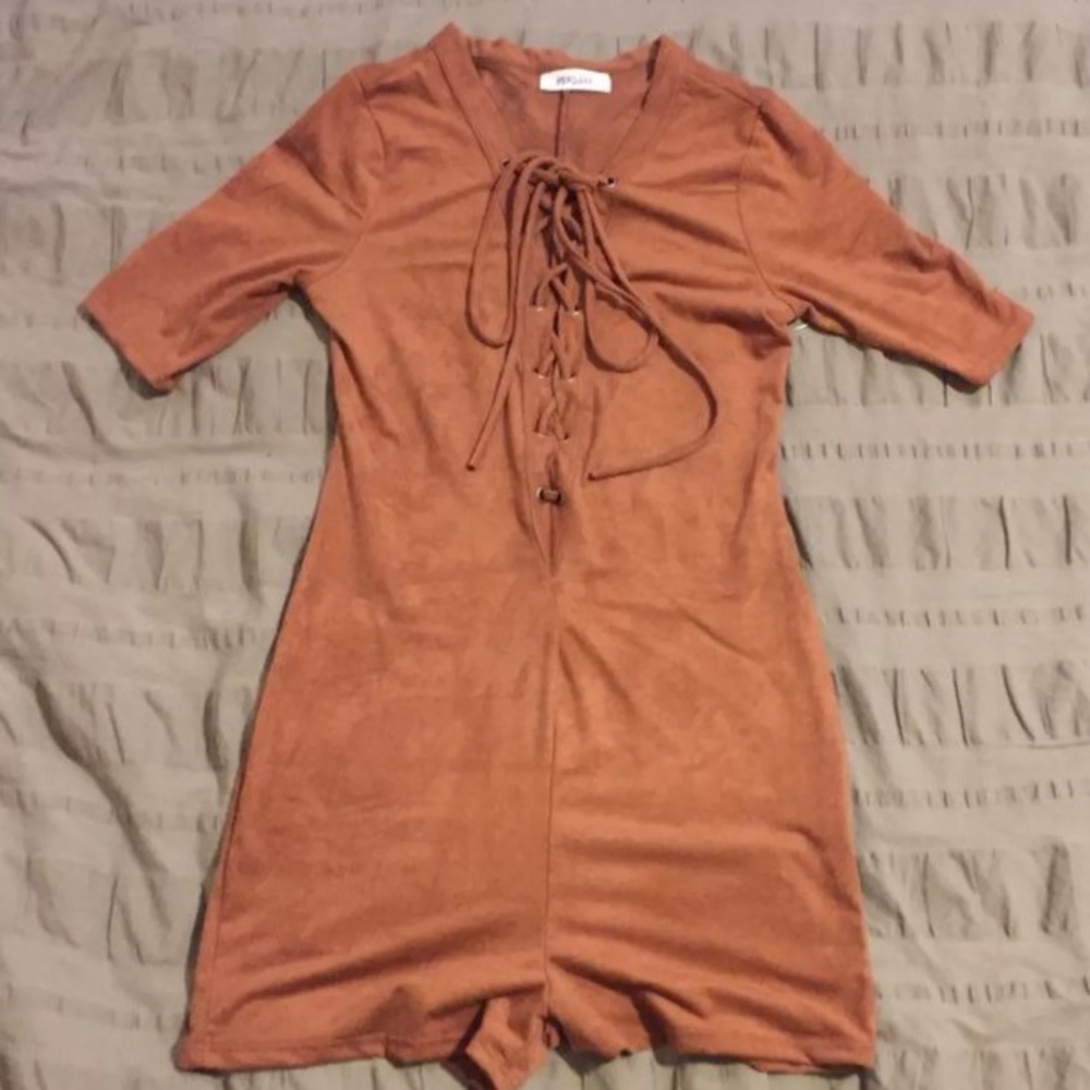 New !! Shorts Romper (faux Suede)