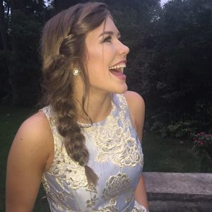 Meet your Posher, Rachel