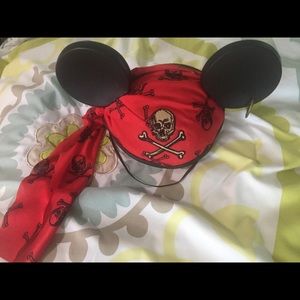 DISNEY Mickey Mouse Ears/ Pirates of the Caribbean