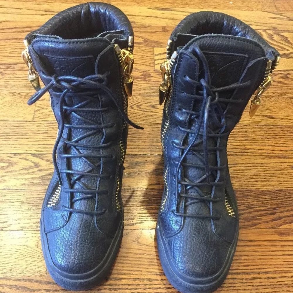 Guiseppi Zanotti Shark Tooth Leather Sneakers