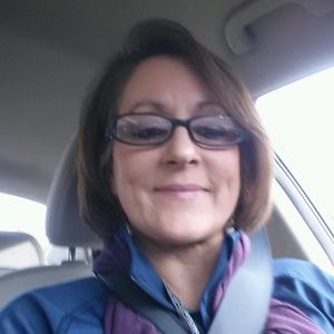 Meet your Posher, Sandi