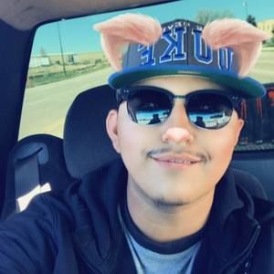 Meet your Posher, Alex