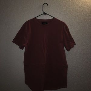 BURGUNDY LONG LENGTH TEE
