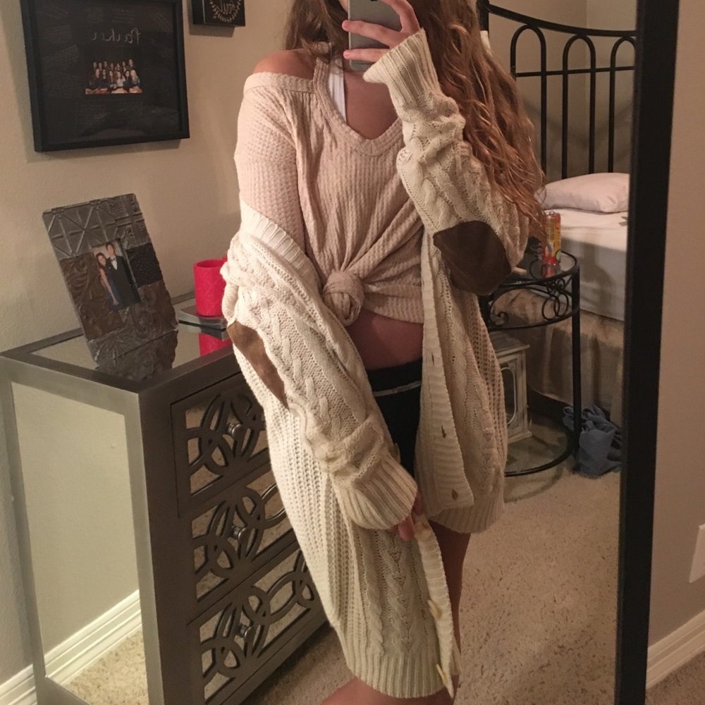 UO olive and oak cardigan