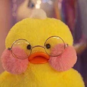 Meet your Posher, Aera