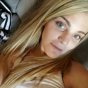 Meet your Posher, Abbey