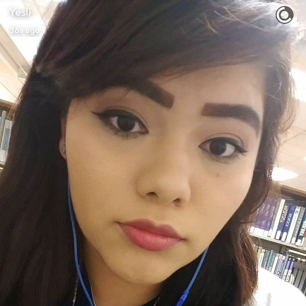 Meet your Posher, Yesli