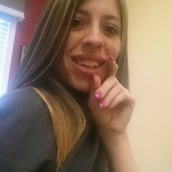 Meet your Posher, Nina - Picture 1 of 1