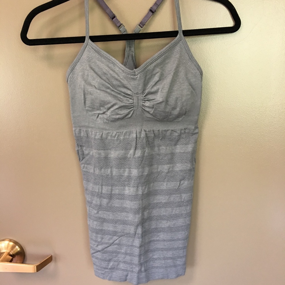 Lululemon gray workout top