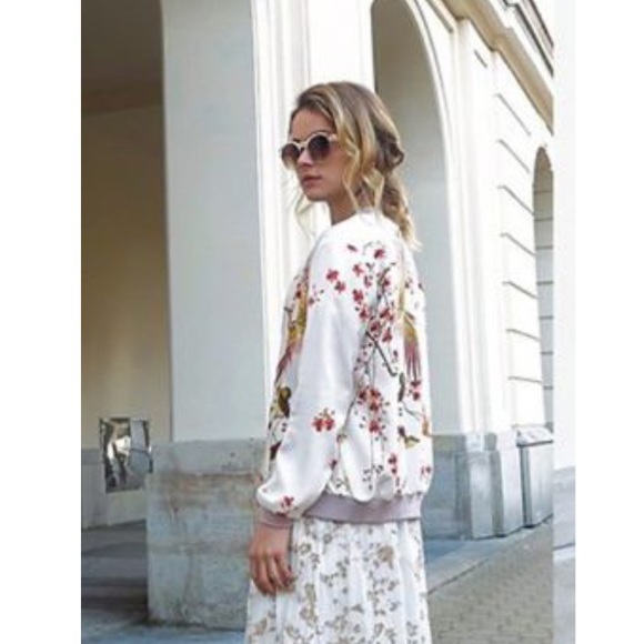 🎈SALE 🎈Phoenix Flower Print Bomber Jacket - Picture 5 of 8