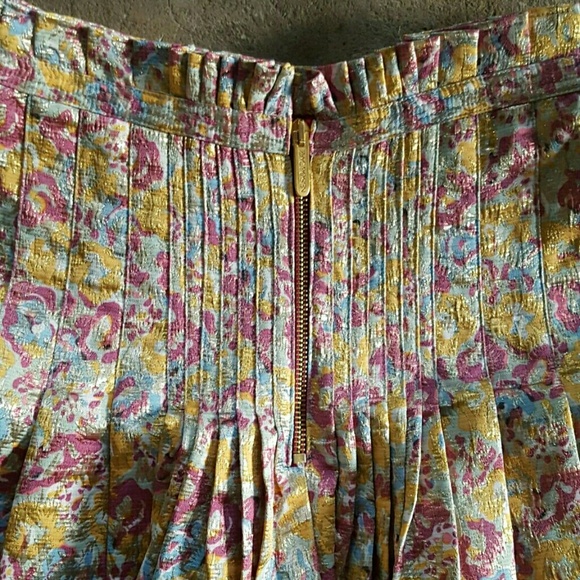 🎉Zac Posen🎉Gold pleated ruffled skirt - Picture 3 of 3