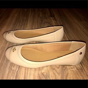 Coach flats