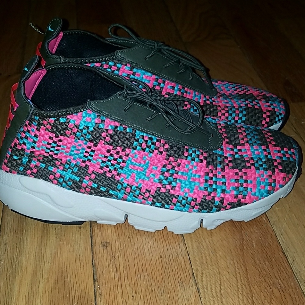 Nike footscape woven
