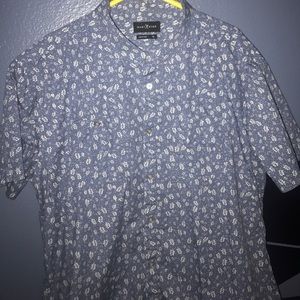 Men's blue pattern button up