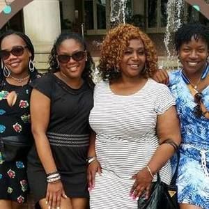 Meet your Posher, Latesha