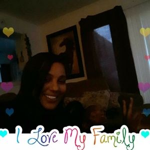 Meet your Posher, Allyssa