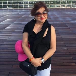 Meet your Posher, Ester