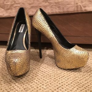 STEVE MADDEN STILETTOS *PRICE FIRM*