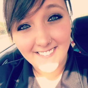 Meet your Posher, Carla