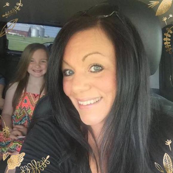 Meet your Posher, Jodie - Picture 1 of 1