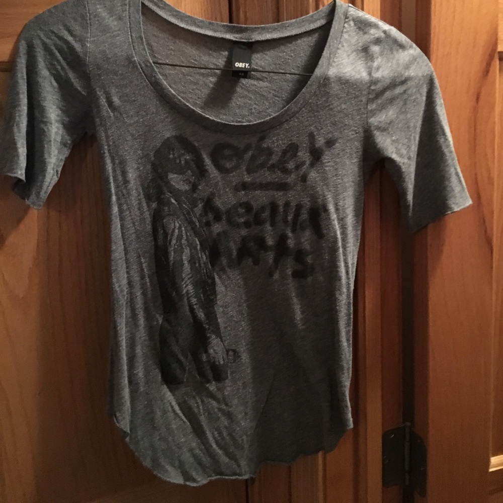 Obey tshirt