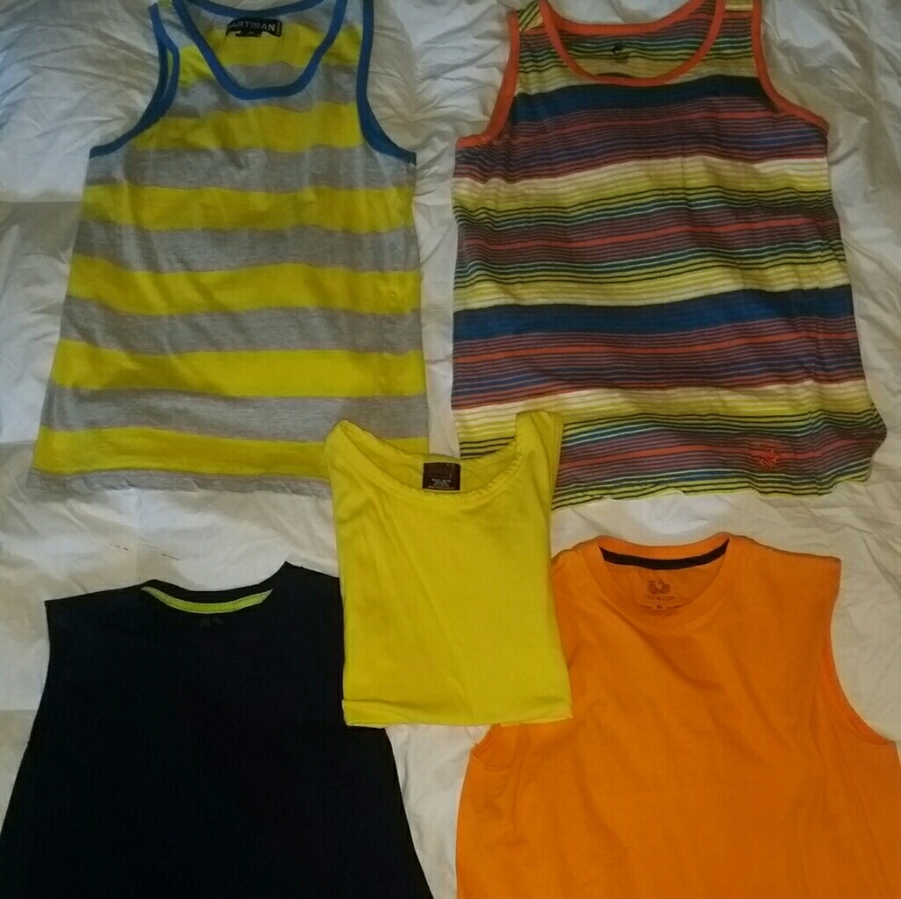 Tank Tops size 16 Large youth, 5 peice lot