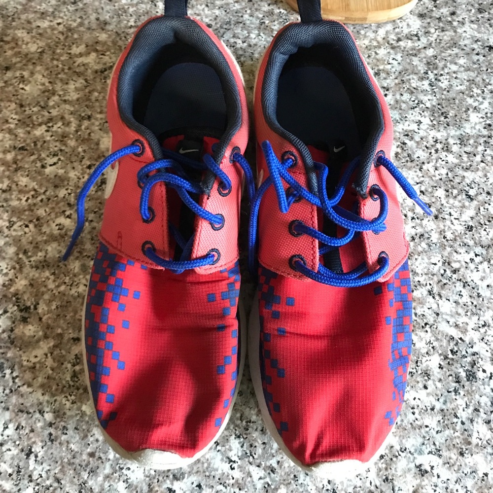 Youth Nike Roshe