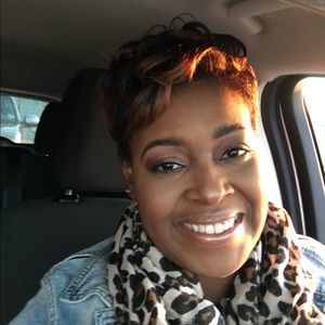 Meet your Posher, Tiffany