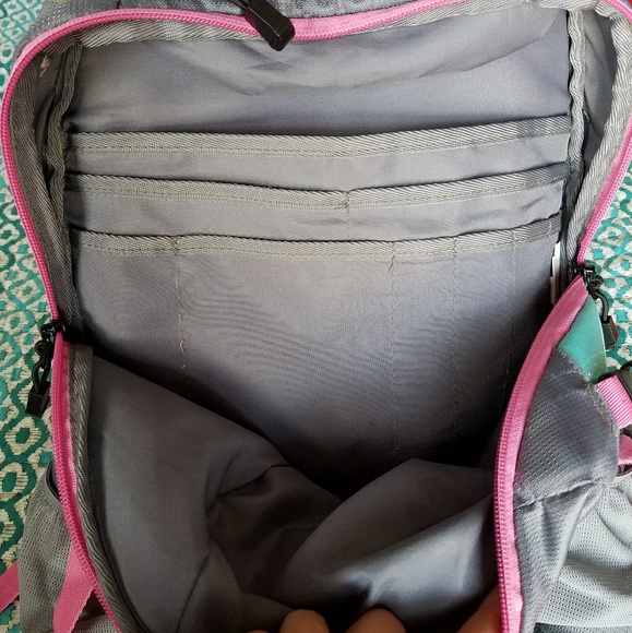 Sold - Picture 6 of 7