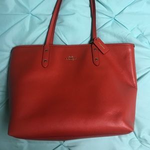 🎊🎊Orange Coach Bag🎊🎊