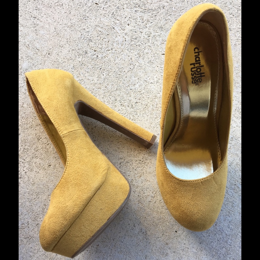Charlotte Russe Platform Pumps Suede Heel Shoe 7