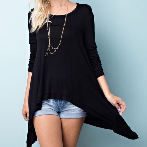 Black Free Flow Top - Picture 2 of 4