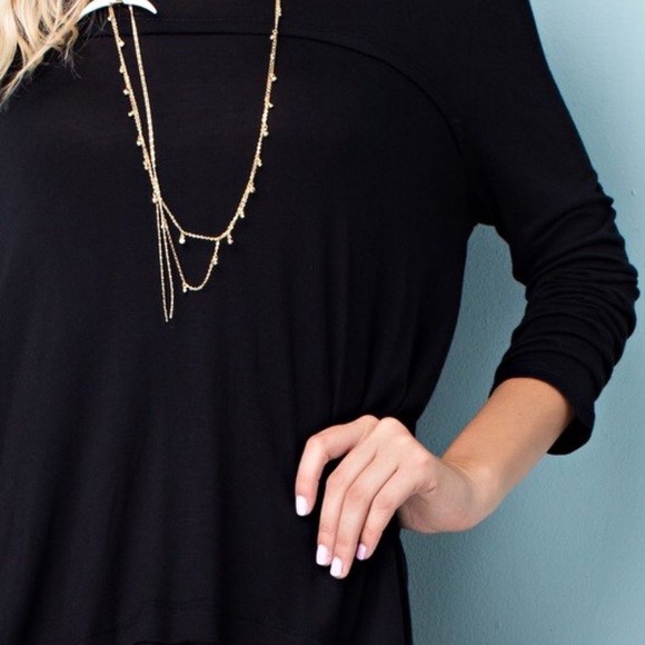 Black Free Flow Top - Picture 3 of 4