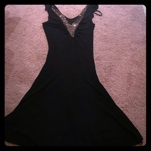 Stunning black swing black dress w beadwork♥️