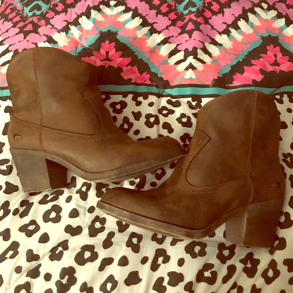 Rocket dog booties size 9