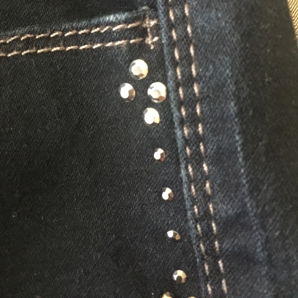 Jean - Picture 3 of 4