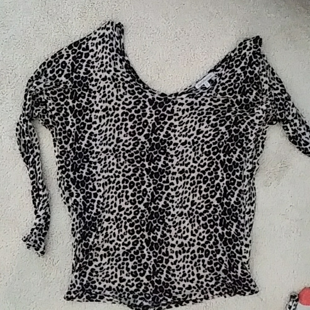 Leopard print top