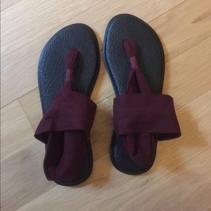 Burgundy Sanuk Yoga sandals