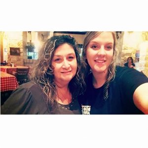 Meet your Posher, Teresa