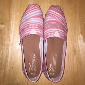 Striped Toms