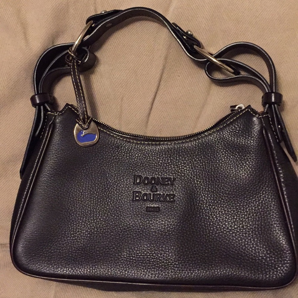 *Sold Locally* Dooney & Burke shoulder bag